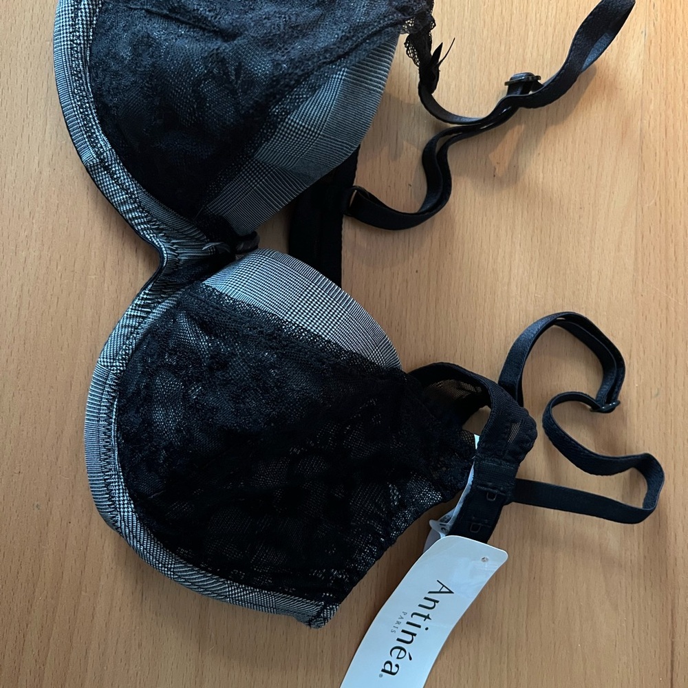 Black and Gray Velvet Bra with Adjustable Straps